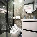 Nest Loft-2 Min From Toptani -fast Wifi شقة