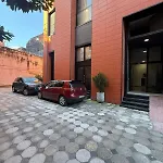 Nest Loft-2 Min From Toptani -fast Wifi * تيرانا