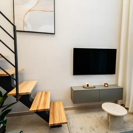 公寓 Nest Loft-2 Min From Toptani -fast Wifi *