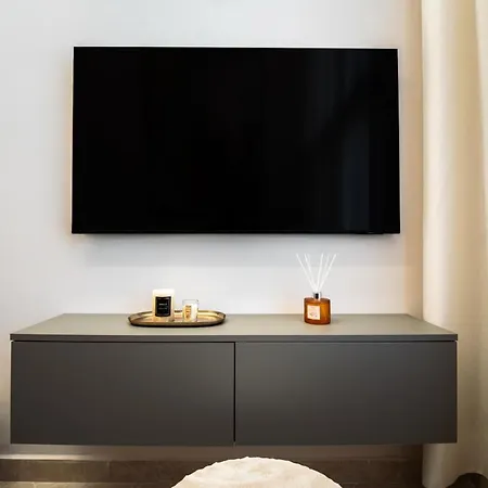 شقة Nest Loft-2 Min From Toptani -fast Wifi