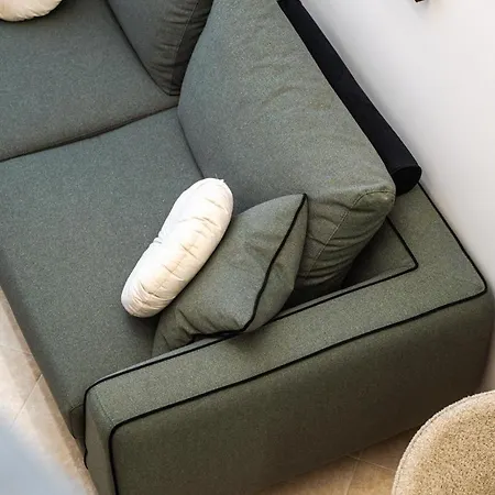 Apartament Nest Loft-2 Min From Toptani -fast Wifi *