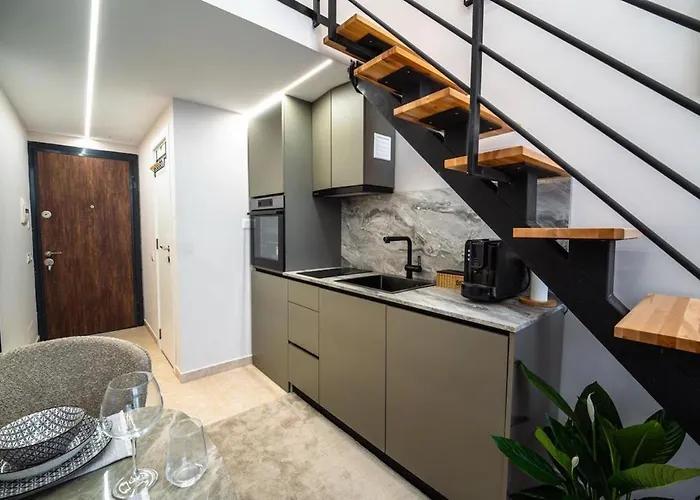 公寓 Nest Loft-2 Min From Toptani -fast Wifi 地拉那