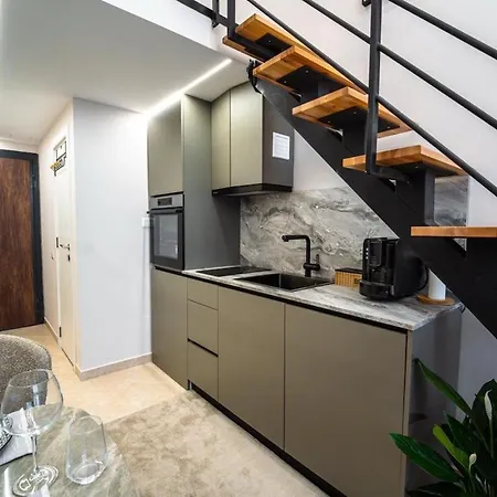 Διαμέρισμα Nest Loft-2 Min From Toptani -fast Wifi Τίρανα