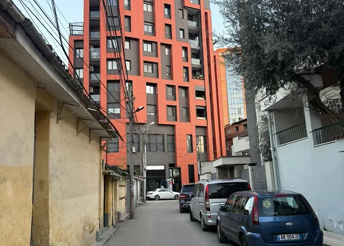 Nest Loft-2 Min From Toptani -fast Wifi Appartement